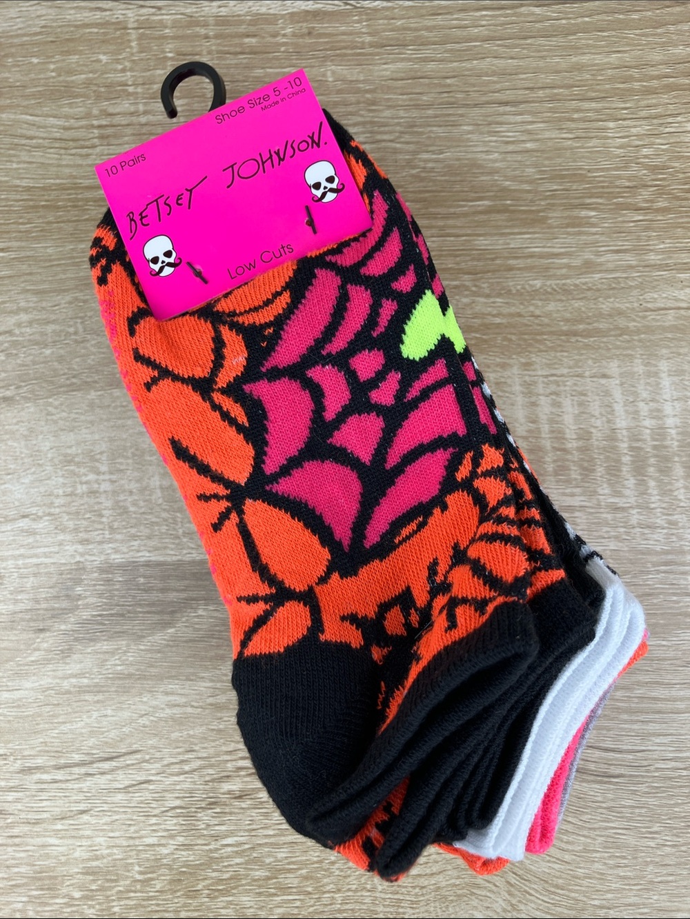 10 PAIRS Halloween Betsey Johnson Socks Low Cuts Spider Web Rainbow Goth NWT